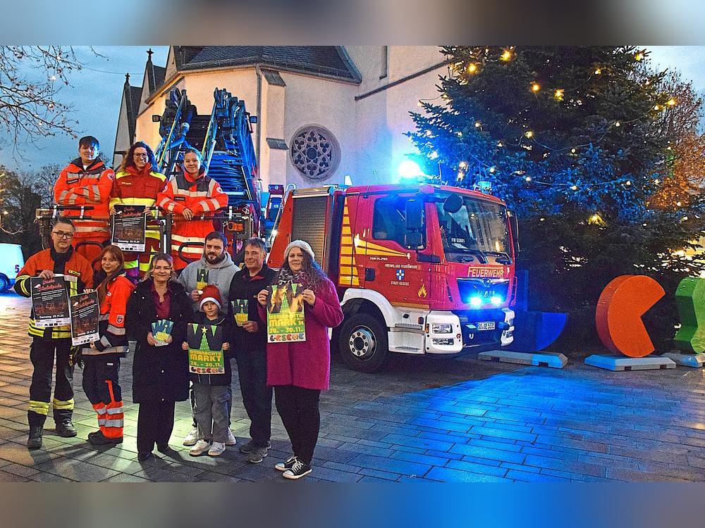 Zum ersten Mal zusammen an einem Wochenende: Weihnachtsmarkt und Blaulichtzauber auf dem Marktplatz. Die Organisatoren freuen sich drauf. Foto: Kossack