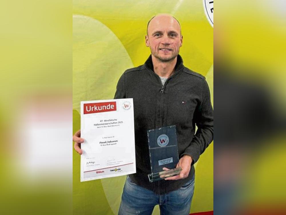 Nichts anbrennen ließ Pavel Jakunin vom TC GW Lippstadt im Finale beim 6:1 und 6:1 gegen Malte Wallstein aus Bochum und sicherte sich so den Hallen-Westfalenmeistertitel der Herren 45.