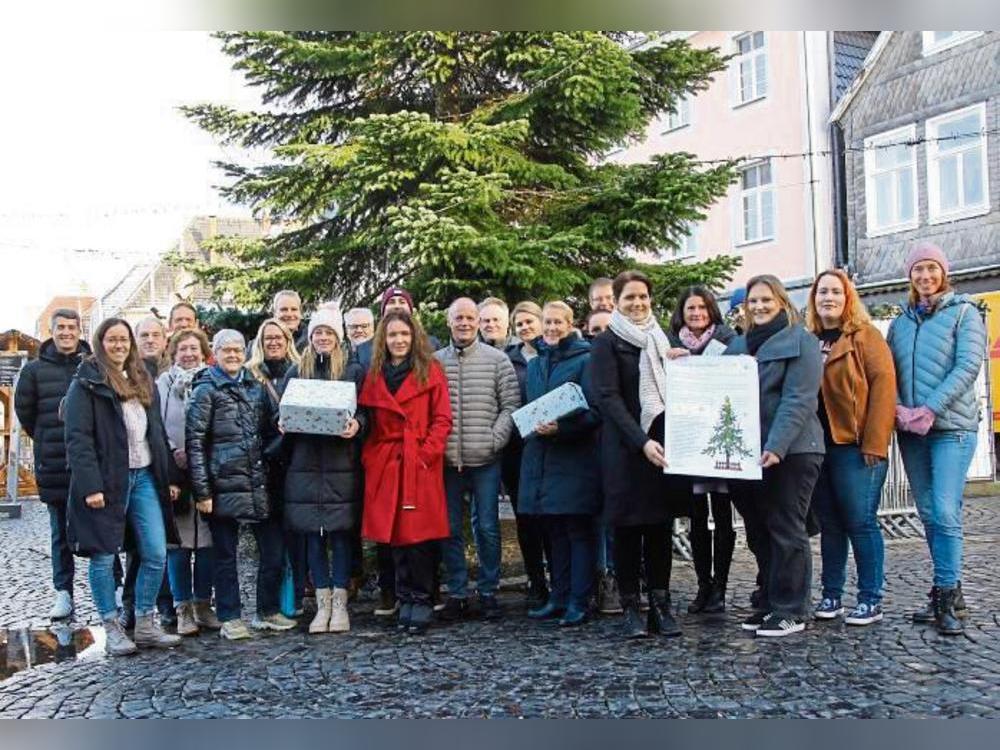 Die Weihnachtswunschbaum-Aktion findet 2025 bereits zum 19. Mal in Lippstadt statt. Foto: Bastian Puls
