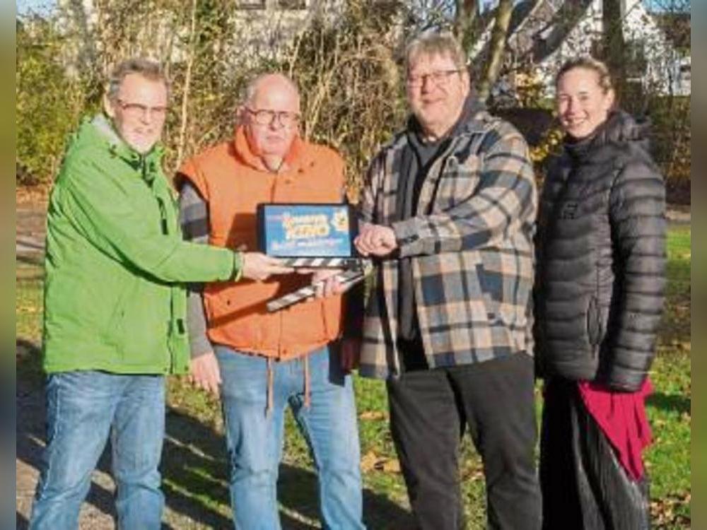 Das Sommerkino 2026 organisiert wieder die Initiative „Kino im Stadtpark“.