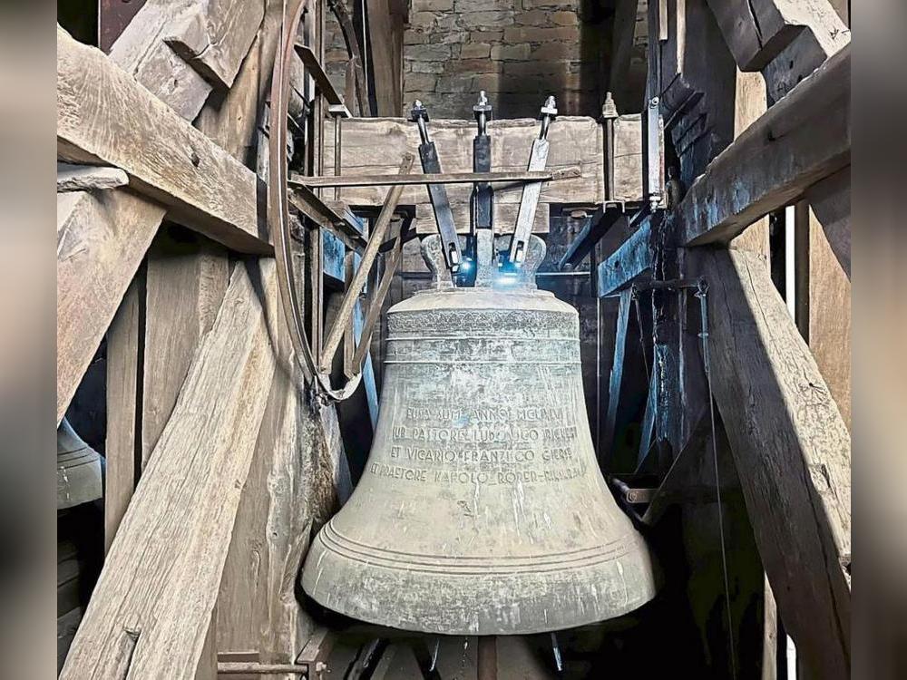 Nach der Reparatur kann die Glocke Nummer zwei in der Anröchter Pankratiuskirche wieder wie gewohnt ihren Dienst verrichten.