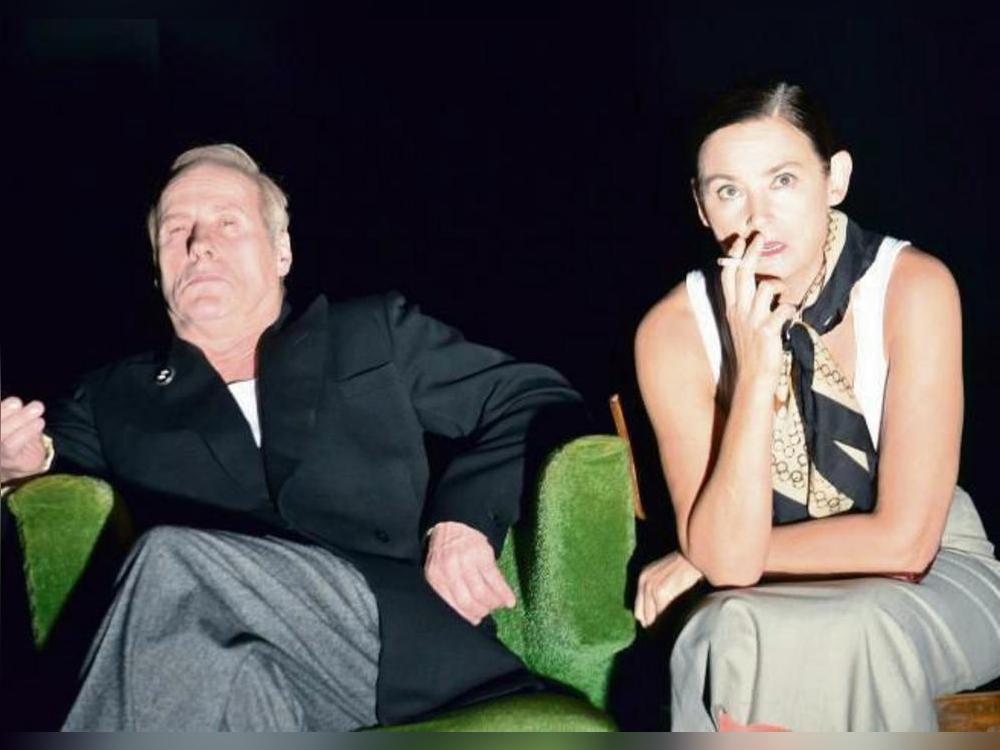 Wolfram Koch und Jacqueline Macaulay als Joseph Goebbels und Leni Riefenstahl. Foto: Dietmar Gröbing