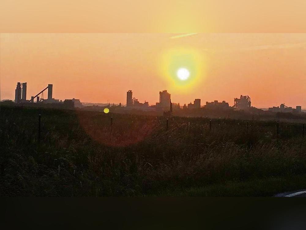 Die Zementwerke sind nur eins von vielen großen Wirtschaftsunternehmen in Erwitte – letztere spülen der Stadt nun unerwartet viel Geld in die Kassen. Archivfoto: Ulrike Dietz