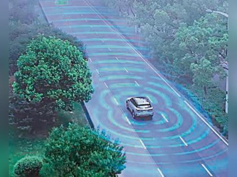 Bis 400 Meter: Die neuen Radarsensoren bieten eine hohe Reichweite. Bild: Forvia Hella