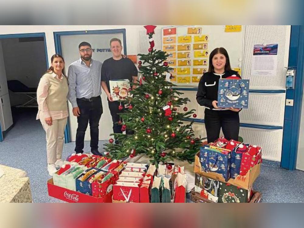 Familie Ristov bei der Spendenübergabe in Münster.
