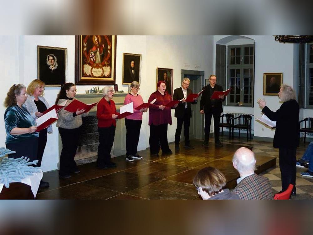 Das Vokalensemble Art de Chor begeisterte mit anspruchsvollem Chorgesang. Foto: Marcus Kloer