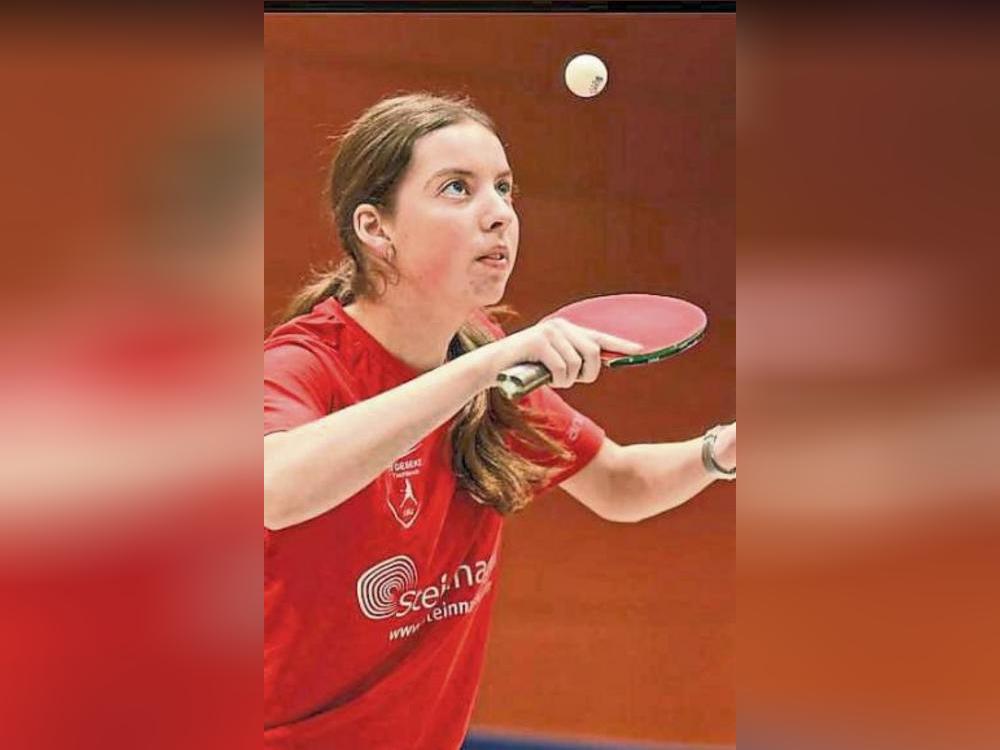 Carolina Korstick blieb bei den westdeutschen Meisterschaften im Einzel zwar ohne Erfolgserlebnis, dafür lief es für die Gesekerin im Doppel umso besser. Foto: Jörg Fuhrmann