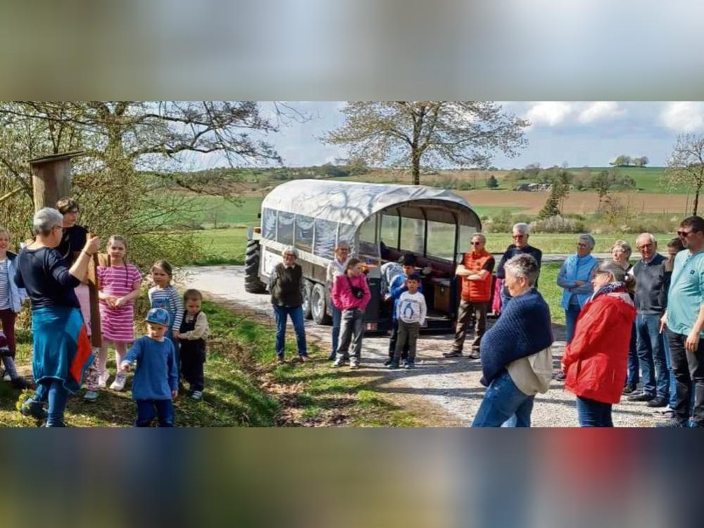 Viele Wander- und Pilgerausflüge bot das 3Klang-Team im vergangenen Jahr an. Ein besonderes Highlight waren die Fahrten mit dem Pilgerplanwagen.
