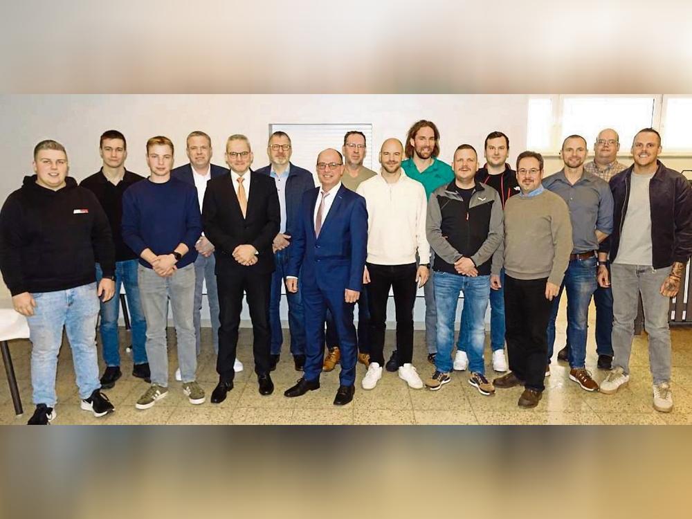 Der Schützenvorstand Altenrüthen freut sich auf das kommende Schützenjahr. Foto: Marcus Kloer