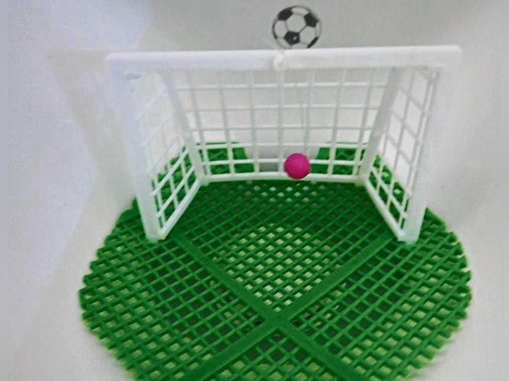 Volltreffer oder Griff ins Klo? Die Lippstädter BG will die Situation auf heimischen Schulklos verbessern. Hier ein Schnappschuss aus dem bekannten Disco-Klo. Archivbild: Ursula Vielberg