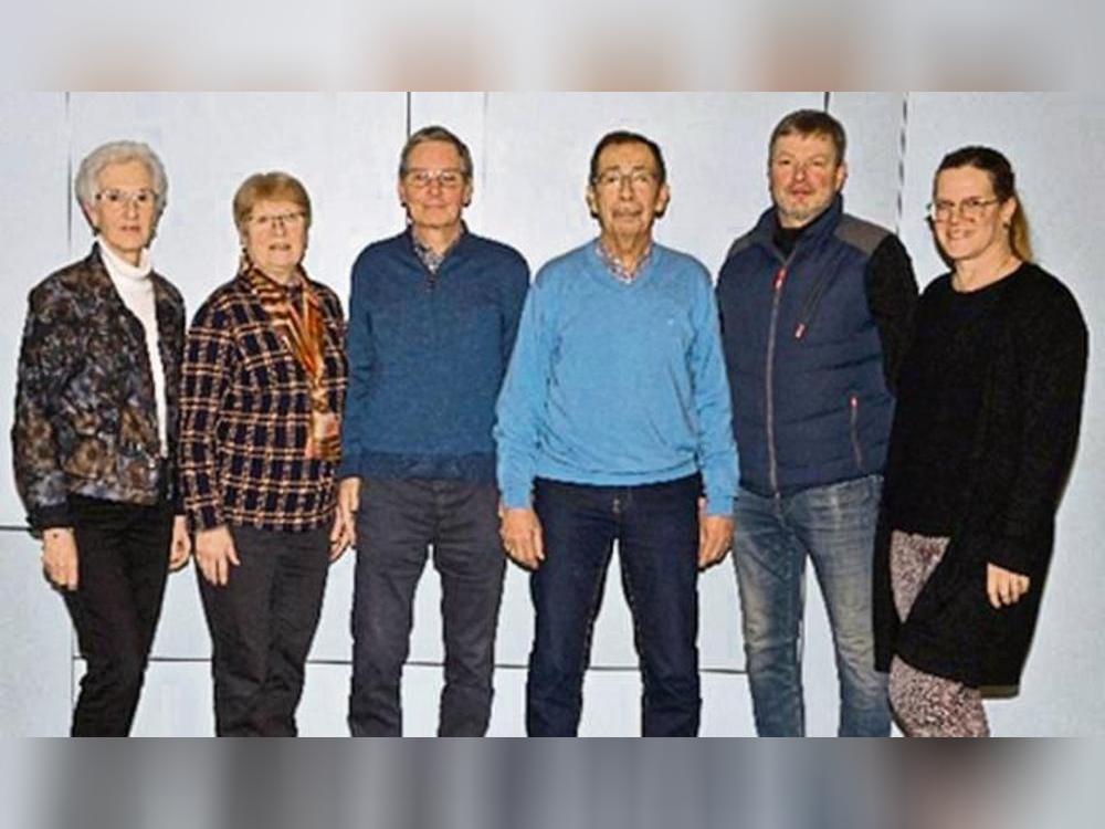 Der neue Vorstand des Gemischten Chores Anröchte (v.l.): Edith Mulavecz, Lydia Raza, Dietmar Mette, Franz Mulavecz, Heinz Worm und Jana Osinski.