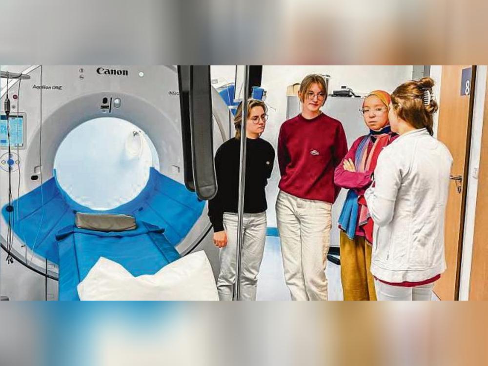 Nachwuchsärzte sammeln Praxiserfahrung im Kreis Soest: Das Programm „Hands on“ der Kreis-Wirtschaftsförderung geht in die nächste Runde. Foto: Nina Johanna Vester