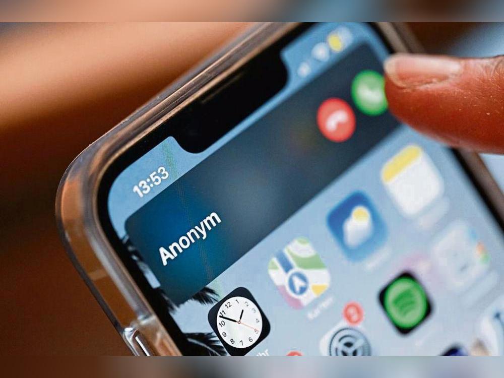 Nutzten die Täter Künstliche Intelligenz, um ihren Schock-Anruf glaubwürdiger zu machen? Das Opfer ist davon überzeugt, die Polizei eher zurückhaltend. Symbolfoto:dpa