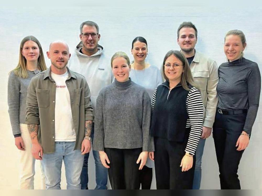 Freuen sich auf das Jubiläumsjahr: Der Vorstand des Instrumentalvereins Harmonie Altenrüthen. Foto: Marcus Kloer