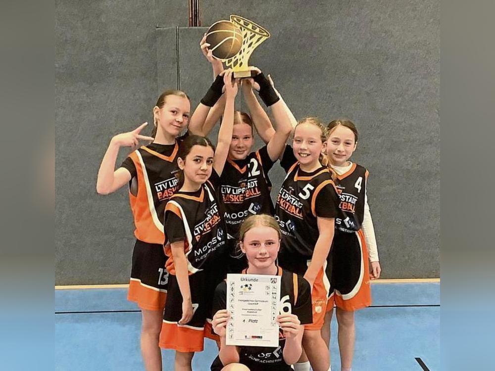 Das U14-Team des Evangelischen Gymnasiums gewann das Finale gegen Soest und damit die Kreismeisterschaft.
