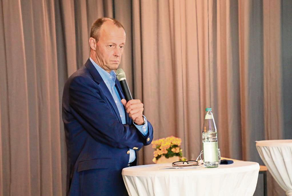 Im Jahr 2020 war Friedrich Merz zu Gast in der Rüthener Stadthalle. Archivfoto: Schönhense