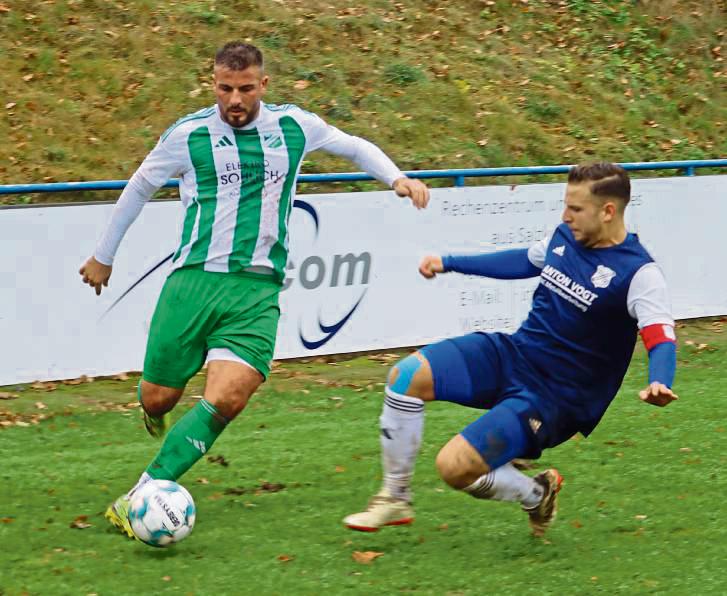 Germania Stirpe (in Grün) strebt im Heimspiel gegen Sichtigvor den zweiten Sieg in Folge an. Foto: Uwe Feichtinger