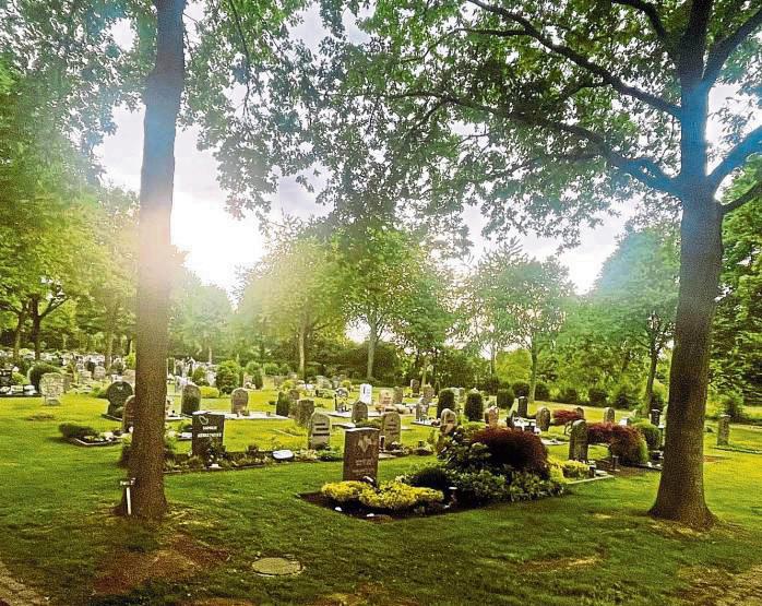 Ruhige Lage, gepflegte Gräber: Doch der Westfriedhof hat das Zeitliche gesegnet. Fotos: Vielberg