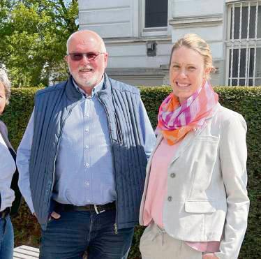 Erreichbar für Studienzweifler sind v.l.: Ulli Haselhoff (Arbeitsagentur) und Lisa Plum (IHK).