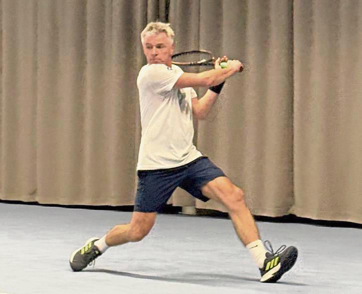 Einen wichtigen Punkt im Einzel holte Niels Korbmacher beim 4:2-Erfolg der Herren 55 des TC BW Anröchte gegen den bisherigen Tabellenführer SC Hörstel.