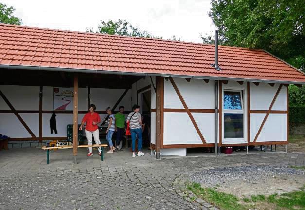 Das Projekt „Dorfhäuschen“ ist fast abgeschlossen. Nun soll noch eine Toilette her. Foto: Priesnitz