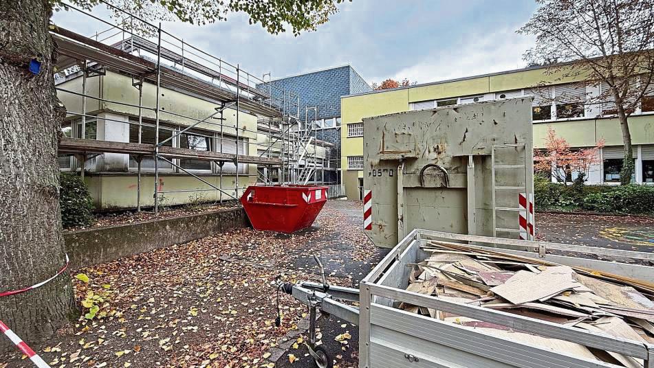 Lärmen und Lernen als verwandte Worte: Die Josefschule wird kernsaniert. Foto: Ursula Vielberg