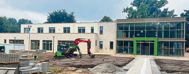 Hier wird fleißig gewerkelt: In vier Wochen bezieht die LWL-Pflegeschule ihr neues Domizil in Benninghausen.