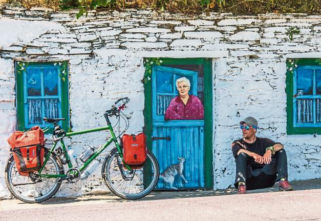 Robert Neu ist mit seinem Fahrrad einmal rund um Irland gefahren – und hat dabei fotografiert.