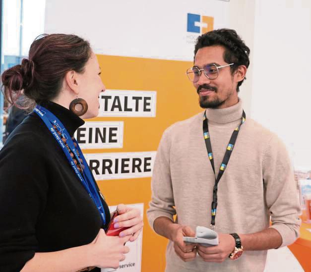 Das International Buddy-Programm der Hochschule Hamm-Lippstadt verbindet Studierende aus höheren Semestern mit neueingestiegenen internationalen Studierenden.