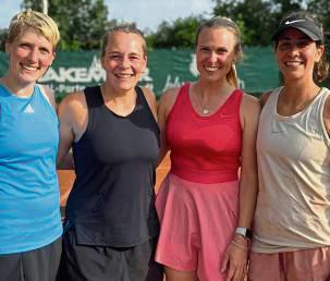 Vizemeister in der Westfalenliga: Das Damen 30-Team des TV Erwitte mit (v.l.) Mareike Schreiweis, Teresa Möllhoff, Sissi Köhler und Lais Schröder.