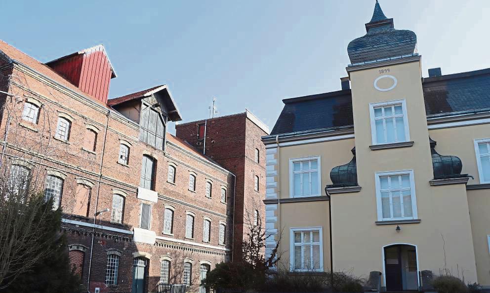 Die Alte Brennerei samt Herrenhaus in Schmerlecke hat den Besitzer gewechselt. Archivfoto: Ulrike Dietz