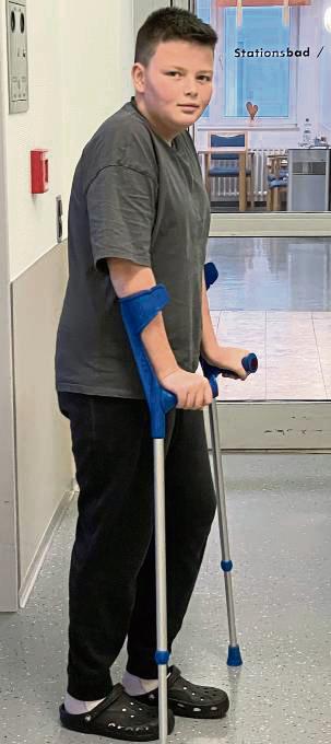 Zwei Tage nach der OP in Erwitte konnte Tyson Enns (12) das Krankenhaus wieder verlassen.