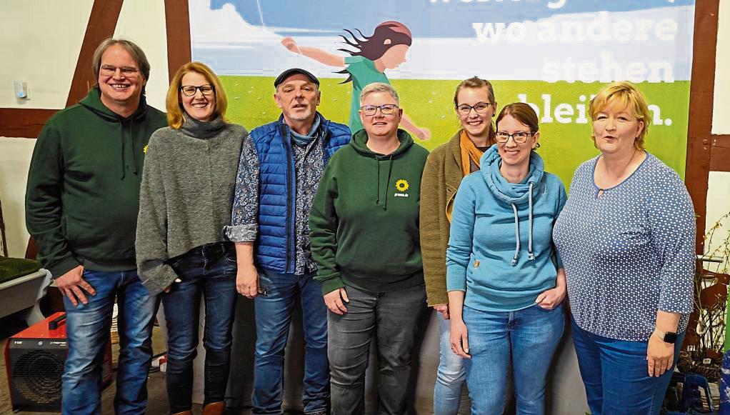 Der neue Vorstand und die Landtagsabgeordnete (v.l.): Thomas Reimann, Verena Dietz, Detlef Schröter, Nicole Schwamborn, Vera Rüther, Britta Spiegel und Dagmar Hanses.