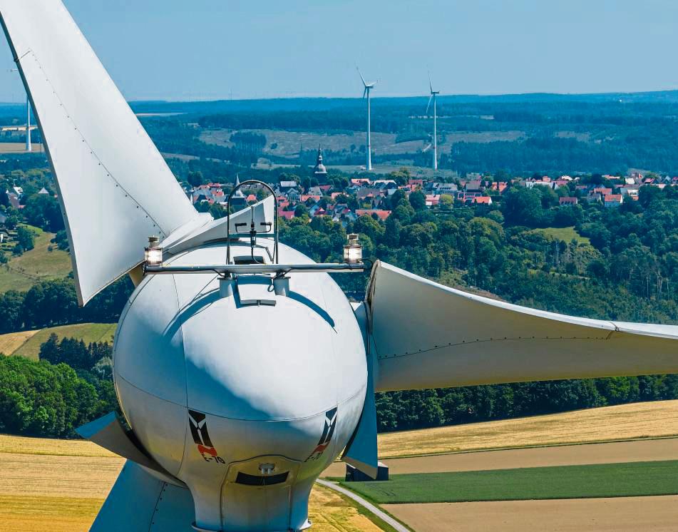 Die Stadt möchte mit einem eigenen Windpark Einnahmen generieren und den kommunalen Haushalt entlasten. Archivfoto: Eickhoff