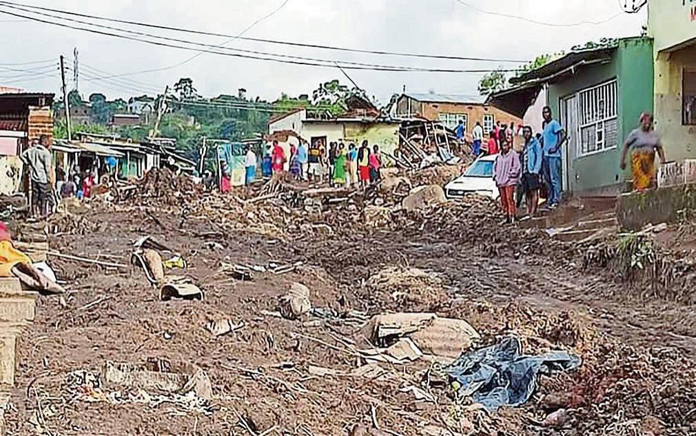 Nach starken Regenfällen, Fluten und Erdrutschen sind im Süden von Malawi hunderttausende Menschen obdachlos.