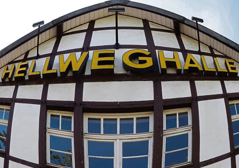 Über 100 Jahre ist die Erwitter Hellweghalle mittlerweile alt. Wenn alles gut geht, soll sie nach dem Umbau vor allem multifunktionaler werden. Foto: Dietz