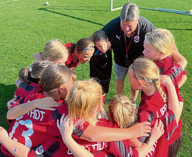 Ein zweitägiges Camp für Mädchen mit fußballerischer Vorerfahrung bietet der SV Lippstadt an.