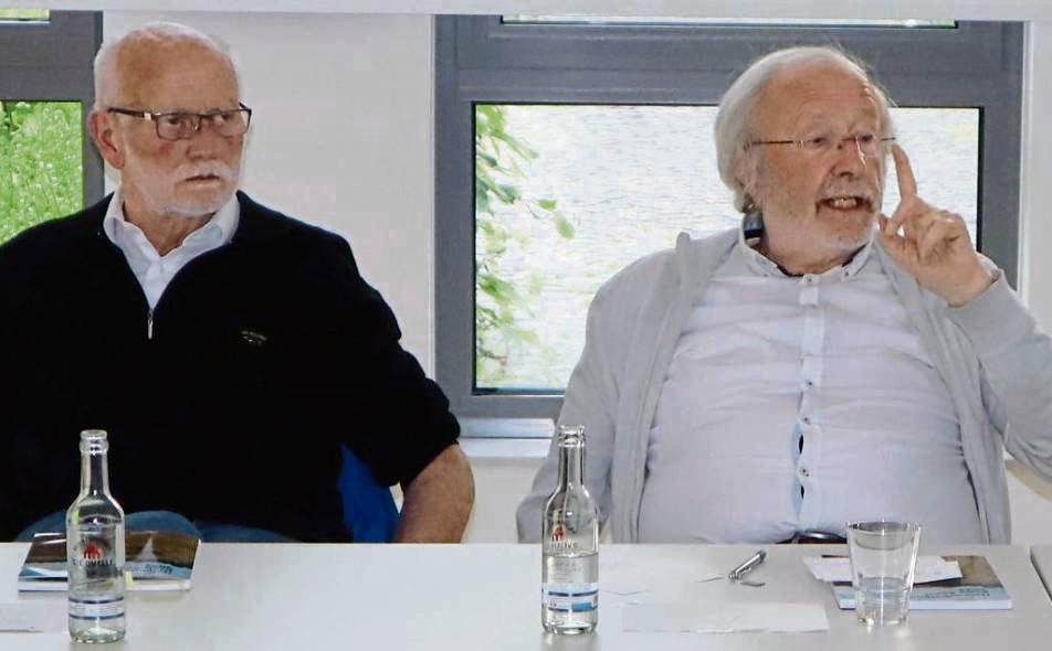 Waren schon 1975 in den politischen Gremien aktiv: Wolfgang Marcus (l.) und Wilfried Jäger warfen einen Blick auf die kommunale Neuordnung damals und heute.