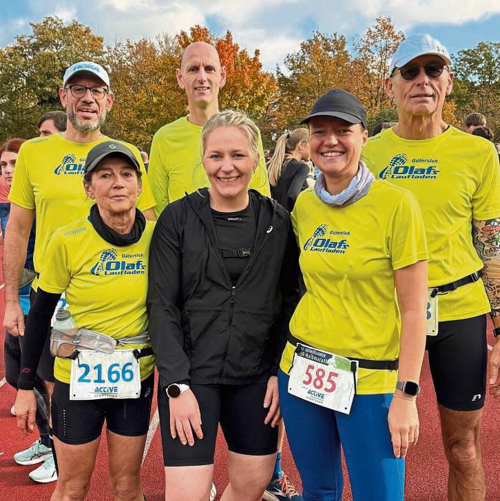 Genossen die Atmosphäre entlang der Strecke und überzeugten mit Teamgeist und Top-Leistungen beim Gütersloher DJK-Halbmarathon: die Lippstädter Läufergruppe mit (h.v.l.) Georg Weber, Rüdiger Berhorst, Manfred Suck; (v.v.l.) Elli Suck, Katharina Neubert und Julia Schröder.