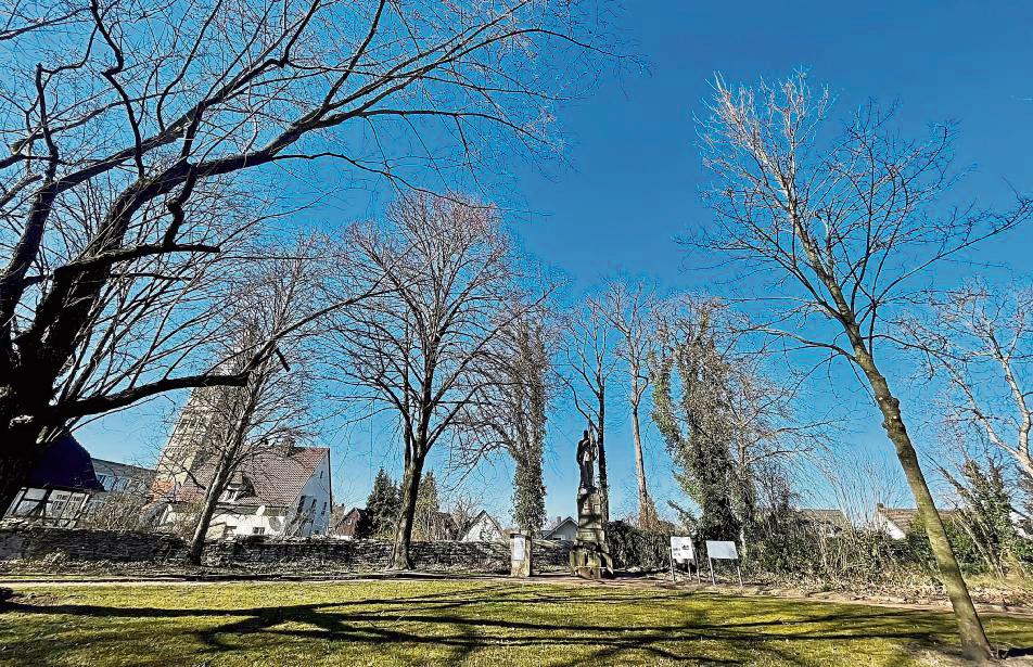 Der Park am Erwitter Königshof soll ein neues Gesicht bekommen. Für die Umgestaltung wurden der Stadt 250 000 Euro Fördermittel bewilligt. Foto: Dietz