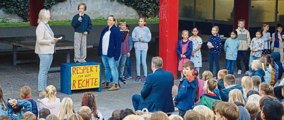 Zum Weltkindertag trugen die Grundschüler ihre Rechte vor. Foto: Stallmeister