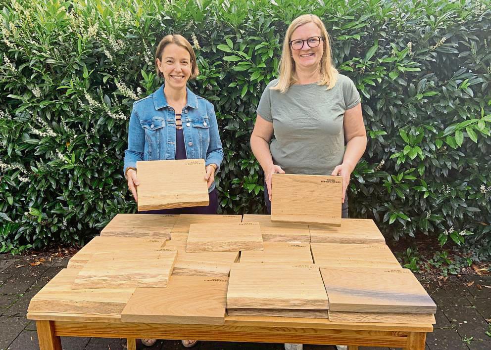 So sehen die Lippstädter Sturmbrettchen aus: 40 Stück sind noch zu haben. Der Verein Lippstädter Grün verkauft sie am Samstag, 30. September, ab 11 Uhr vor der Stadtinfo.