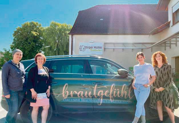 Aus Stirper Mühle wird „Brautgefühl“: v.l. Katja Sauerborn und Stefanie Schleiermacher mit ihren Mitarbeiterinnen Jessica Weber und Sabrina Berghoff.