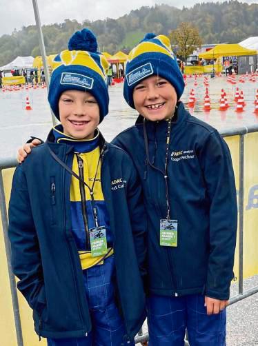 Belegten beim Bundesendlauf der Kartslalomfahrer in Garmisch-Partenkirchen die Plätze vier und elf: Piet Cußmann (l.) und Cooper Fechner (r.) vom MSC Rüthen.