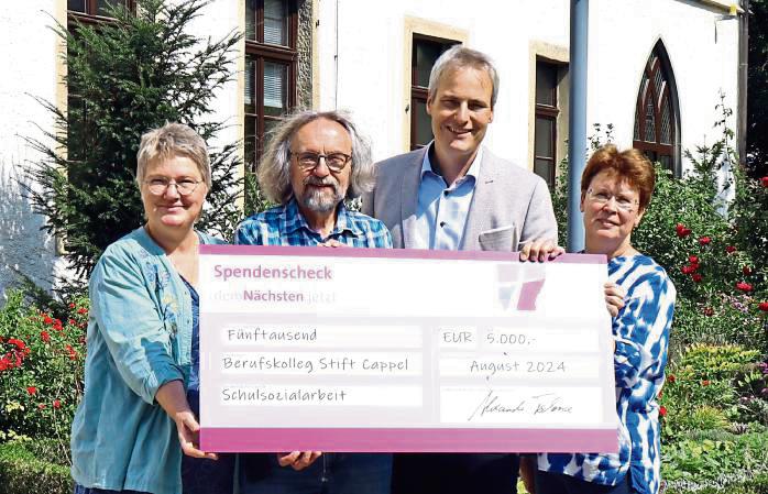 Unser Bild zeigt, v.l.: Vera Brormann, Pfarrer i.R. Klaus Goy, Presbyter Alexander Tschense und Martina Schaub.
