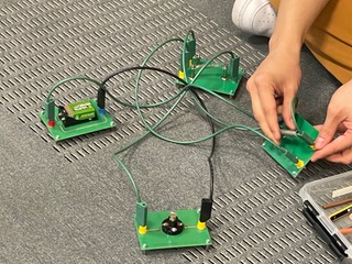 Auf den ersten Blick ganz schön kompliziert: eine Wechselschaltung. Foto: Grundschule St. Marien Geseke