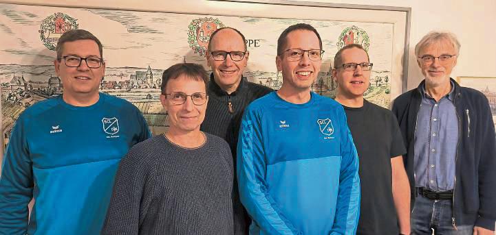 Zog Bilanz: Der Vorstand der Radballer des SCL mit (v.l.) Mirko Blume, Martin Begger, Andreas Schmäing, Rainer Niemeyer, Rolf Niemeyer, Hans Werner Schäfers. Holger Walprecht fehlt.