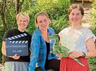 Sabrina Janetzky, Leonie Dietscheidt und Elisa Stellmacher laden ein zu einer Reise in die „Welt der fabelhaften Tierwesen“ oder in den „Entdeckerclub“.