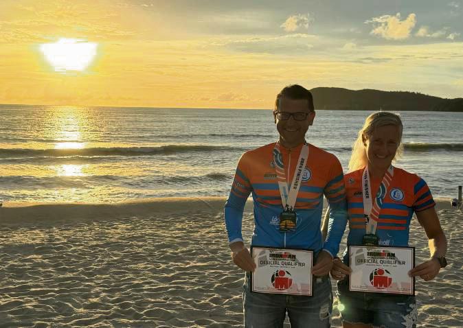 Strahlten mit der Sonne nach geschaffter WM-Qualifikation um die Wette: Patrick Gerdes (l.) und Sandra Brüggershemke vom LTV Lippstadt auf der malaysischen Insel Langkawi.