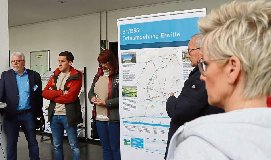 Der Infostand der Deges im Erwitter Rathaus war gut besucht. Foto: Dietz